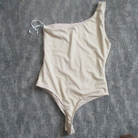 new with tag saints 21 shimmery gold one shoulder bodysuit  M - Picture 1 of 3